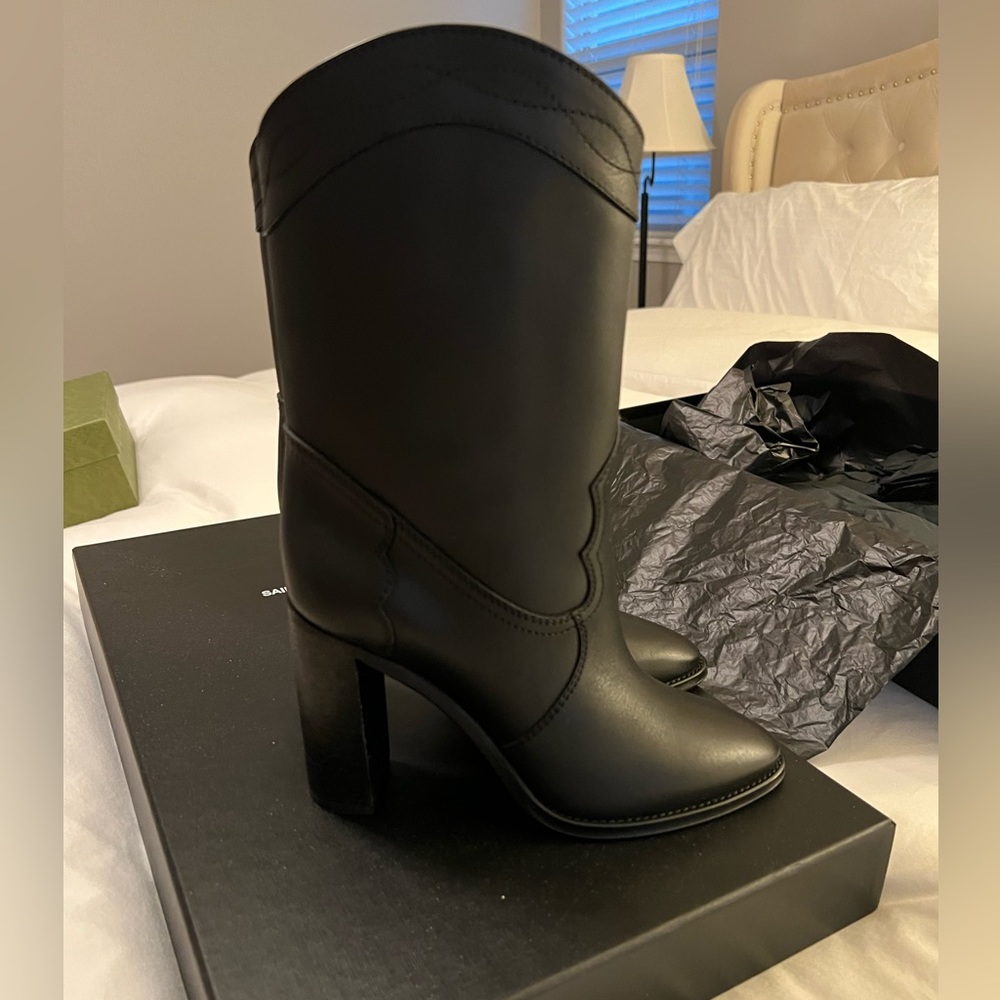 Yves Saint Laurent Western Boots